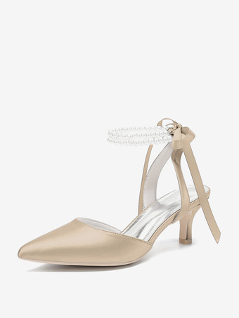 シャンパンカラーアイボリーのウェディングシューズ サテンの尖ったつま先 パールのリボン アンクルストラップ ブライダル プロムシューズ