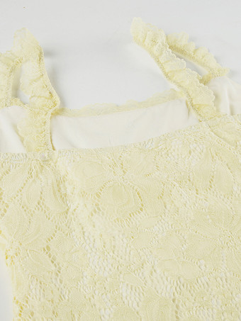 バターイエローのレーススリップドレス エレガントなサマーミニドレス（女性用 2025年）