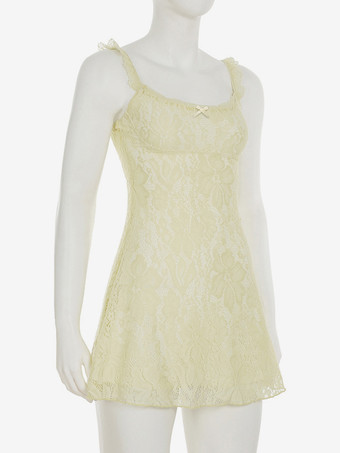 バターイエローのレーススリップドレス エレガントなサマーミニドレス（女性用 2025年）