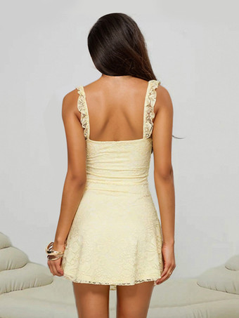 バターイエローのレーススリップドレス エレガントなサマーミニドレス（女性用 2025年）