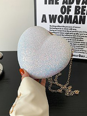 ホワイト ハート型クロスボディバッグ チェーン付き 光沢のあるパーティークラッチ 女性用 2025