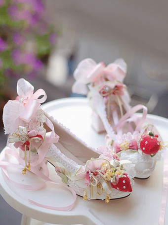 スイートロリータ ストロベリーフットウェア エクリュホワイト フリル チェーン リボン チャンキーヒール ロリータパンプス