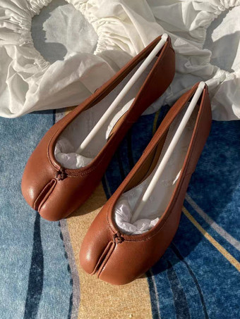 ブラウンレディース バレエ フラット デザイン トゥ スリップオン フラット パンプス