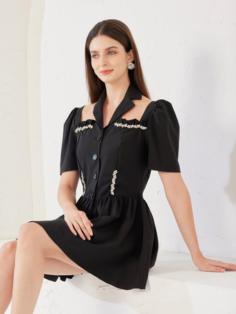 Blake Skaterkleid mit Strass Neckholder Kurzarm A-Linie Plissee Midikleid 2025