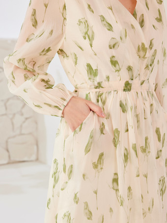 グリーンフローラルドレス Vネック ランタンスリーブ 夏 Aライン ミディドレス レディース 2026