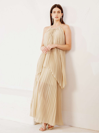 アプリコットのツーピースコーデセット オープンバックホルターネックとロングドレス 夏コーデ レディース 2026