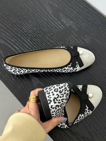 Bailarinas planas con punta redonda y estampado de leopardo para mujer