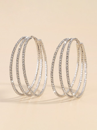 女性のためのレイヤードフープイヤリング 2025