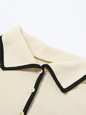 コントラストのあるツーピースコーデセット クロップトップとミニスカートの夏コーデ（レディース 2025年版）