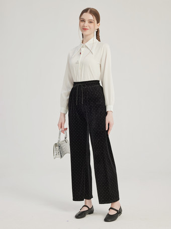 スタイリッシュなボタン付きホワイトシャツ ターンダウンカラー オフィス用トップス レディース