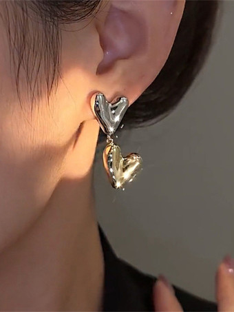 ツートンカラーのハート型イヤリング（女性用）2025