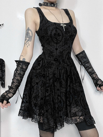   Robe courte sans bretelles brodée style gothique lolita bordure en dentelle série sombre costumes d'  et de cosplay