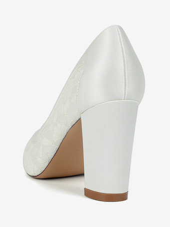 レースのウェディングシューズ ポインテッドトゥ チャンキーヒール ブライダルシューズ