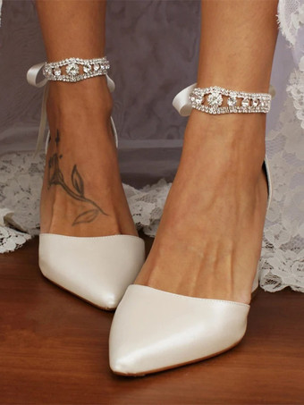 アイボリー チャンキーヒール ブライダルシューズ ポインテッドトゥ ラインストーン レースアップ ウェディングシューズ 2025
