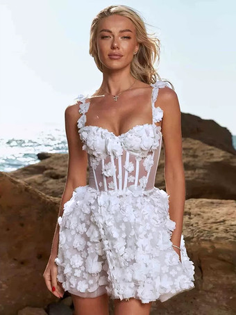 ホワイトショートウェディングドレス ショート スウィートハートネック ノースリーブ ショート ナチュラルウエスト レース ショートブライダルドレス