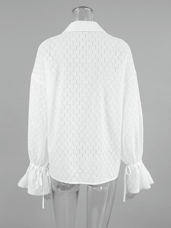 2025年レディース春トップス、長袖のホワイト中空シャツ