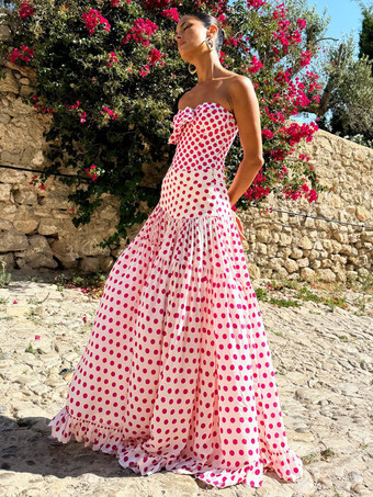 ピンク2025年夏向けハート柄ワンピース水着とマキシスカートのセット