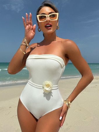 アイボリー 2025年夏向け3Dフラワーアクセサリー付き無地ワンピース水着