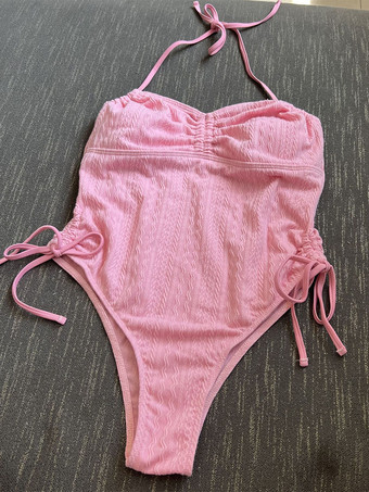 2025年夏向けセクシーなホルターネックワンピース水着