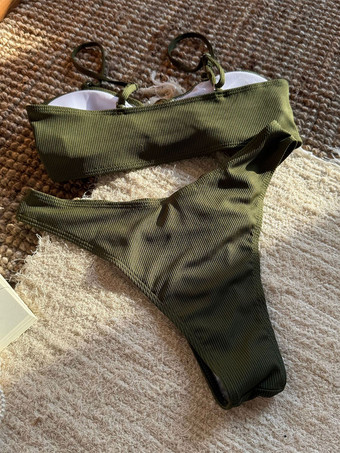 女性用 S 字型装飾のテクスチャ ビキニ セット 2025