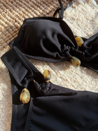 女性用 S 字型装飾のテクスチャ ビキニ セット 2025