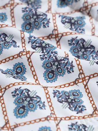 2025年夏のビーチに最適な伸縮性のある紐付きビキニ水着セット