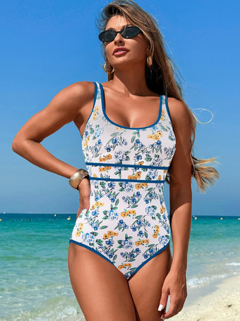 ライトスカイブルー夏のビーチにぴったりのシンプルなワンピース水着 2025