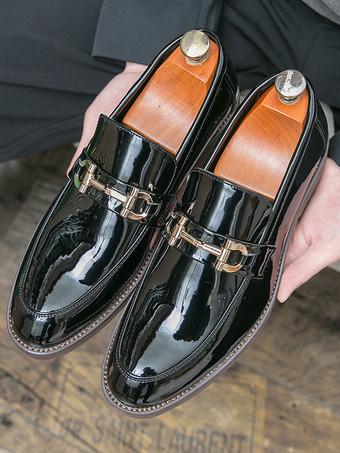 ブラック メンズ ホースビットローファー スリッポン ポインテッドトゥ ローヒール メタルデコレーション ペニーシューズ