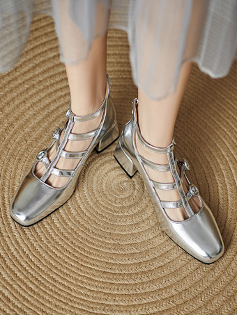 チャンキーヒールパンプス スクエアトゥ ストラップ付き ミッドヒール ヴィンテージシューズ