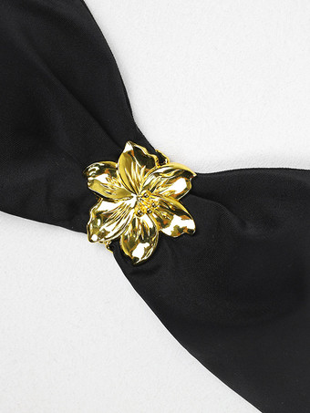 金色の花とカットアウトミニビーチスカートの黒いビキニ3点水着セット2025