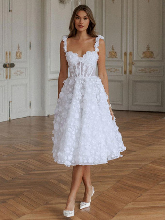 ホワイトブライダルミニドレス ショートウェディングドレス スウィートハートネック ノースリーブ Aライン ティーレングス ブライダルガウン