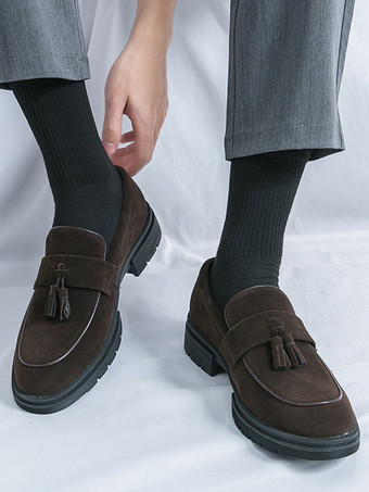ブラウン新学期向けメンズスエードタッセルローファースリッポンラウンドトゥペニーシューズ滑り止め耐摩耗厚底モカシンシューズ