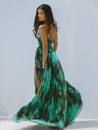 2025年夏向けグリーンプリントカットアウトワンピース水着とロングスカートセット