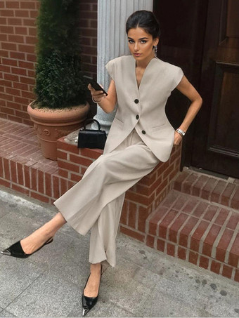 モダンなツーピースコーデセット Vネックベストとワイドレッグパンツ 夏コーデ レディース 2025