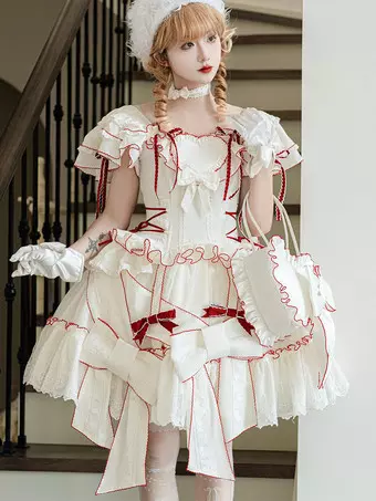 white lolita dress Snow Runs true to size Model is wearing size 4/SMALL and is 58 tall Model measurement White Classic Lolita Printed OP