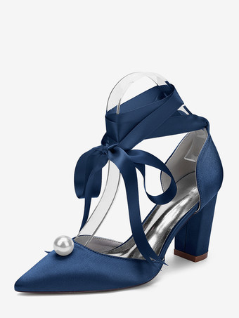 ディープブルーサテンチャンキーヒールウェディングシューズ、ポインテッドトゥパールレースアップブライダルシューズ