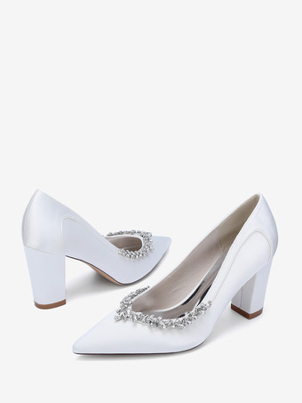 サテンのウェディングシューズ、ポインテッドトゥ、ラインストーン、チャンキーヒールのブライダルシューズ