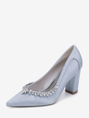 シルバー サテンのウェディングシューズ、ポインテッドトゥ、ラインストーン、チャンキーヒールのブライダルシューズ