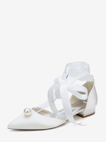 アイボリー サテンブライダルシューズ ポインテッドトゥ パール レースアップ ウェディングゲストシューズ