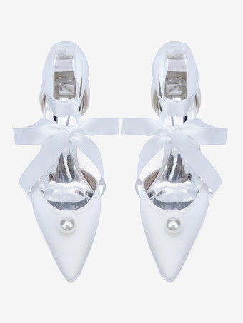 サテンブライダルシューズ ポインテッドトゥ パール レースアップ ウェディングゲストシューズ