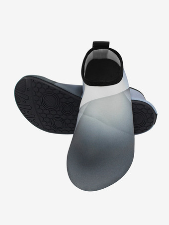 グレイ水彩プリントのユニセックスビーチソックス 2025