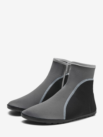 グレイ軽量ジップアップビーチソックス 2025