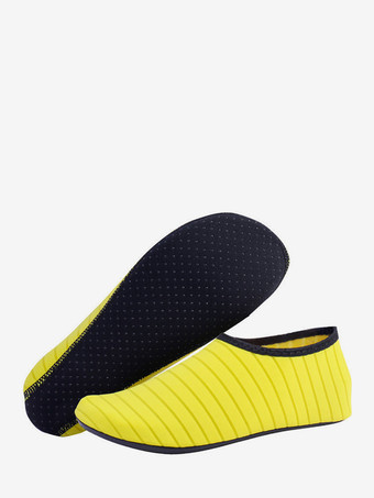イエロー滑り止めゴム底のストライプ柄ユニセックスアクアソックス 2026