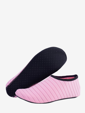 ピンク滑り止めゴム底のストライプ柄ユニセックスアクアソックス 2026