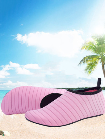 滑り止めゴム底のストライプ柄ユニセックスアクアソックス 2026