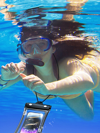 ブラック クアッドシールIPX8防水スマホケース