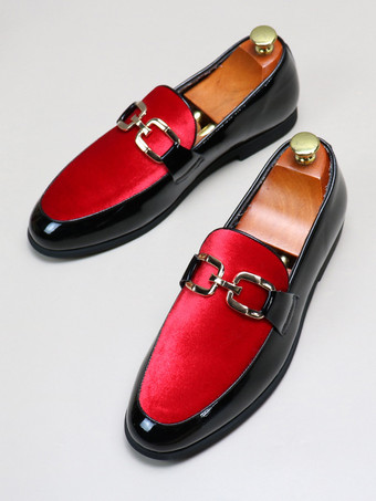 メンズ ホースビットローファー チェーンバックル装飾 スリッポン ポインテッドトゥ ローヒール ペニーシューズ