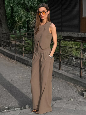 夏のツーピースコーデセット（アシンメトリートップスとストレートパンツ）レディース 2025