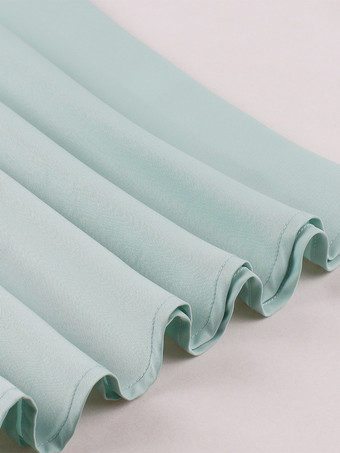 グリーンのヴィンテージドレス（花柄アクセント付き）ヘップバーン風Aラインミディドレス（レディース）2025