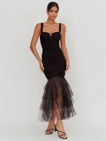 ブラック ソフトピンクのフリル付きパーティードレス（裾にフリル、ノースリーブ、マキシ丈）レディース 2025